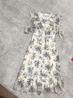 tocco花柄フリルマキシドレスのサムネイル