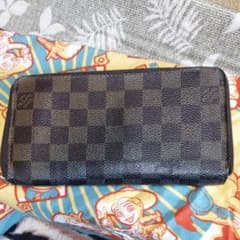 ルイヴィトン ダミエ 長財布 のサムネイル