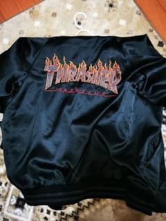 thrasher スカジャンのサムネイル