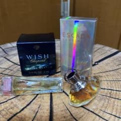 WISH ESCADA.maidin Franceミニ香水２個セット売りのサムネイル
