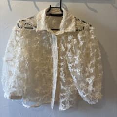 ZARAトップスのサムネイル