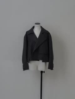 LOHEN ショートトレンチリバーコート - メルカリ