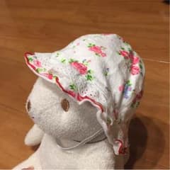 赤ちゃんの帽子のサムネイル