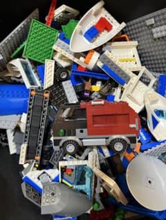 LEGO パーツ　まとめ売り　3-4kgのサムネイル