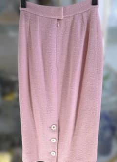 シャネル】バックの3個のボタンがアクセントPINKカラーツィードウール