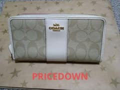 COACHシグネチャー長財布　中古のサムネイル