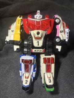 特捜戦隊　デカレンジャー　DX デカレンジャーロボのサムネイル