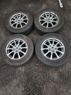 205/65R15 スタッドレスタイヤ　ホイール　セットのサムネイル