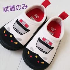 試着のみ トミカ スリッポンのサムネイル