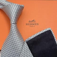 HERMES　エルメス　ネクタイ　ファソネ　総H柄 H織　ホワイト　白　シルク HERMES エルメス ネクタイ ファソネ 総H柄 H織 ホワイト 白 シルク