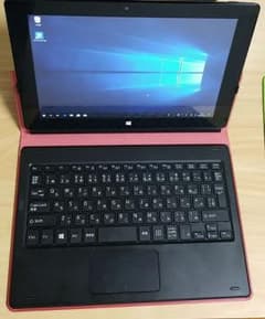FUJITSU windows10 タブレット　値段交渉可のサムネイル