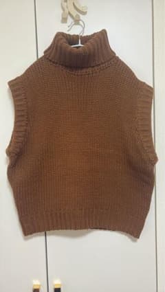 ZARA ブラウン ノースリーブニット Mのサムネイル