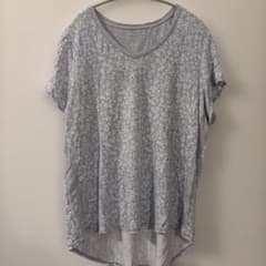 花柄グレー半袖Tシャツ XLのサムネイル