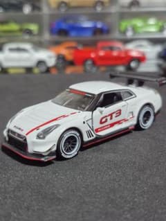 マジョレット NISSAN GT-R NISMO GT3 ミニカーのサムネイル