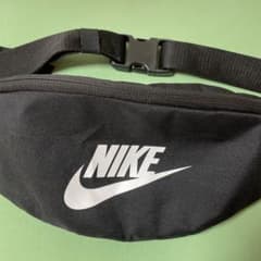 NIKE ナイキ ウエストポーチのサムネイル