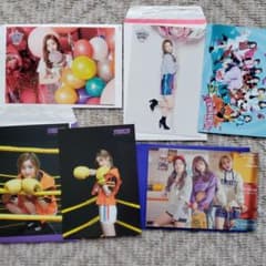 TWICE公式トレカセットのサムネイル