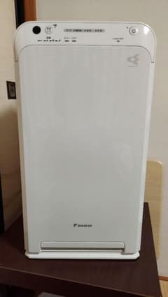 DAIKIN 空気清浄機　2021年製のサムネイル