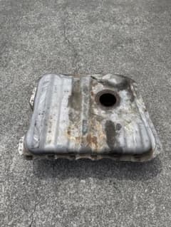 C32ローレル 燃料タンク R31スカイライン F31レパード C32ローレル 燃料タンク R31スカイライン F31レパード - メルカリ