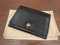 LOUIS VUITTON エピ 名刺入れのサムネイル