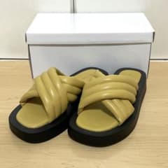 チャオパニック　プニプニ厚底クロスサンダルのサムネイル