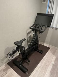 【超美品】FEELANYWHEREバイク(チューブダンベル込液晶フィルム付)のサムネイル