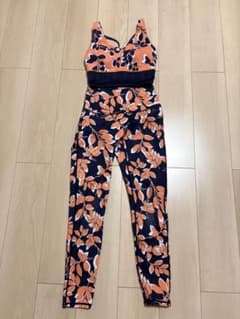 SUKALA フラワープリント ヨガウェアセット 上S✖︎下Mのセット - メルカリ