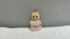 シルバニアファミリー　クリームネコ　赤ちゃんのサムネイル