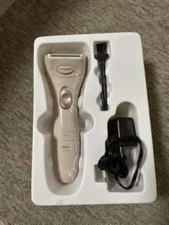 elims ボディシェーバー ベージュ 充電器付きのサムネイル