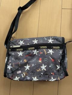 LeSportsac サコッシュ ショルダー バッグのサムネイル