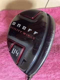 【最終値下げ】オノフ ONOFF AKA 2022 ユーティリティ U4 20度 オノフ ONOFF AKA 2022 ユーティリティ U4 20度 - メルカリ