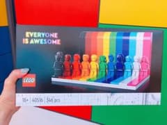 LEGO everyone is awesome★早い物勝ちのサムネイル
