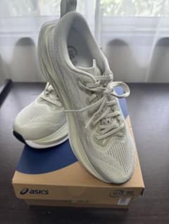 Asics superblast 2 25.5cmのサムネイル
