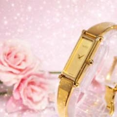 美品 グッチ GUCCI 1500 スクエア バングルウォッチ 腕時計 H647 