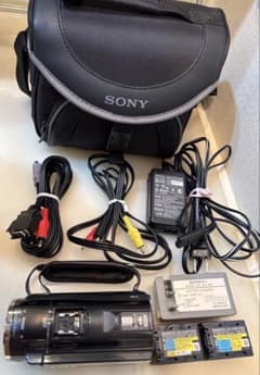 【付属品•専用バッグ付】SONYハンディカム HDR-CX520V（リモコン有）のサムネイル