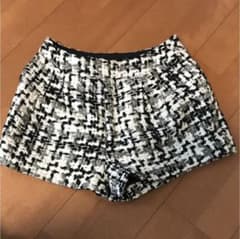 ショートパンツのサムネイル