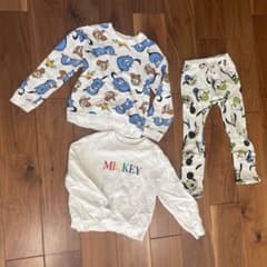 ディズニー キッズ服 トレーナー パンツ セット　130.120のサムネイル