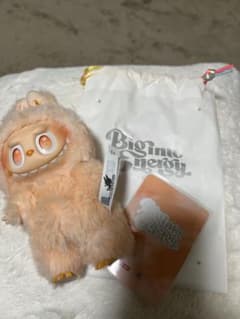 ラブブ ぬいぐるみ チャームのサムネイル