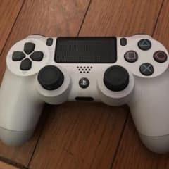 PS4 コントローラーのサムネイル