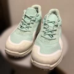 ECCO ミントグリーン スニーカーのサムネイル