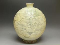 李朝　粉青沙器　扁壺　牡丹文　y023 李朝 粉青沙器 扁壺 花器 y023 - メルカリ