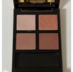 TOMFORD 31 SOUS LE SABLEのサムネイル