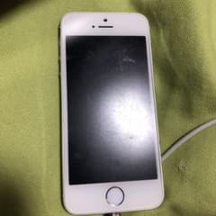 iPhone5s シルバー32GB 最終値下げのサムネイル