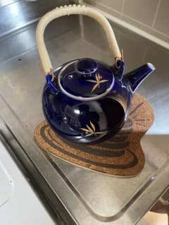 深藍色 陶器 急須 蓋付き 茶器のサムネイル