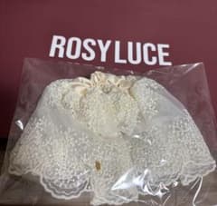 ROSY LUCE アイボリー レースシュシュ　ノベルティーのサムネイル