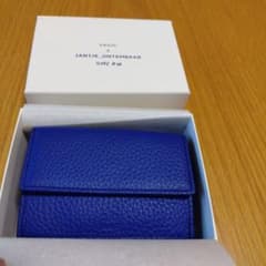 【値下げ】新品　VASIC x JANTJE_ONTEMBAAR 三つ折り財布 値下げ】新品 VASIC x JANTJE_ONTEMBAAR 三つ折り財布 - メルカリ