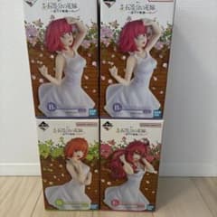 오등분의 신부 상품 세트 피규어, 태피스트리, 클리어 포스터 등