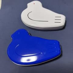 鳩サブレー 缶 2個セット ホワイト ブルーのサムネイル
