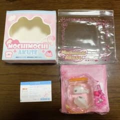 mochimochiakuse 不思議な缶シリーズのサムネイル
