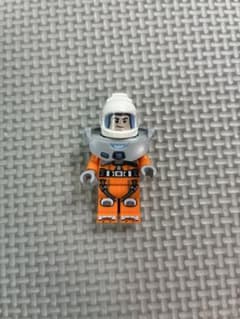 레고 LEGO 미니 피그 오렌지 우주복