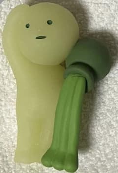 YMC様専用Smiski フィギュア 蓄光タイプ 2体セットのサムネイル